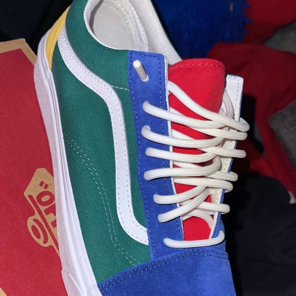 Vans !!